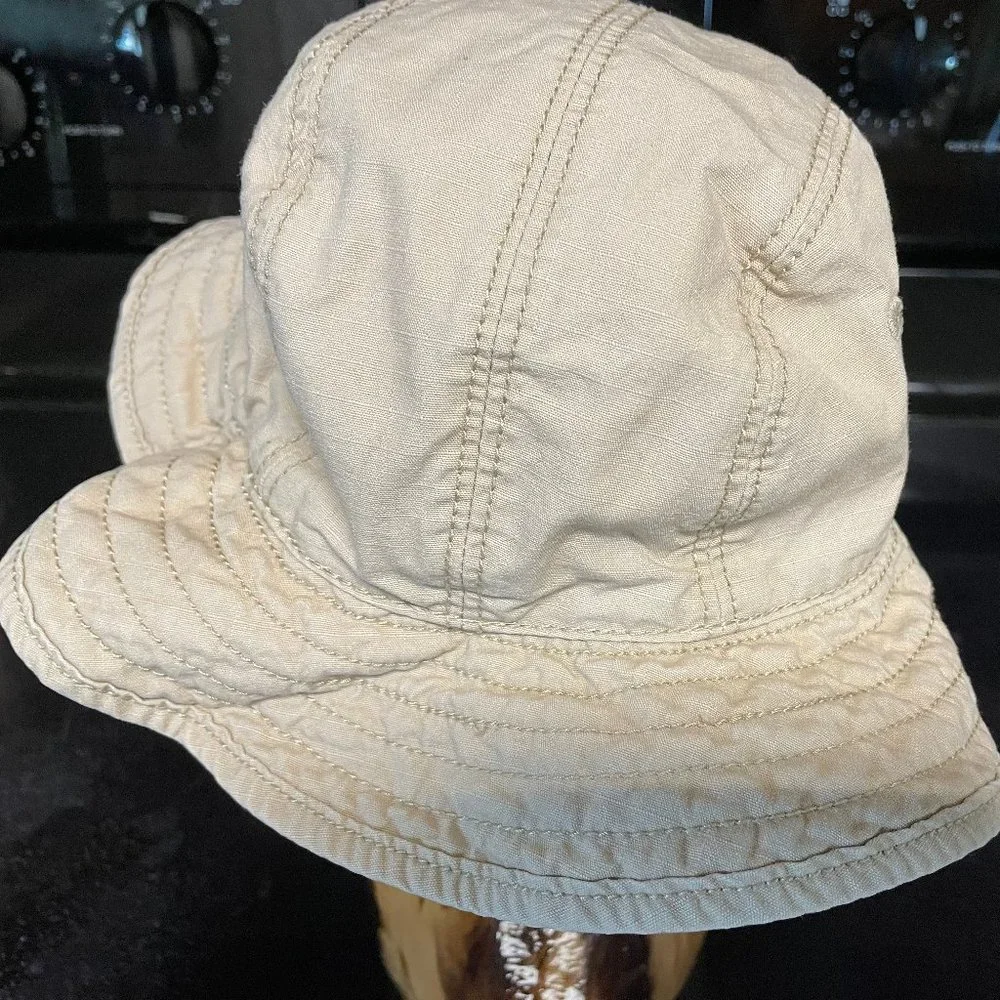 Old Navy Khaki sun hat XS
